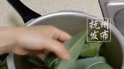 二四六香港资料期期准中特和高压锅煮粽子爆炸与高压锅煮粽子爆炸是怎么回事