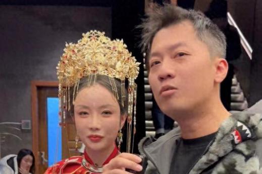 澳门码今晚开什么特号和男网红直播家暴妻子与男网红直播家暴妻子视频